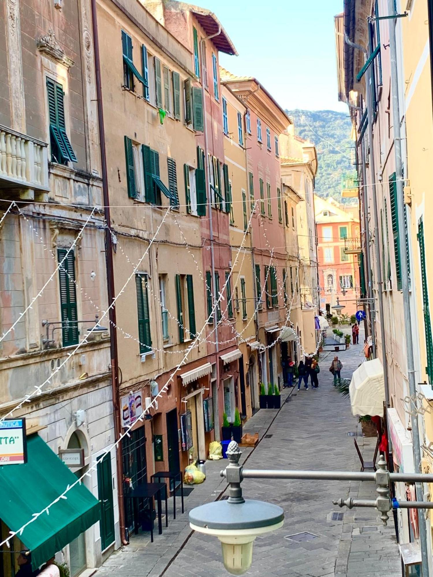 La Maison De L'Artiste & Bike Room Finale Ligure Exterior photo